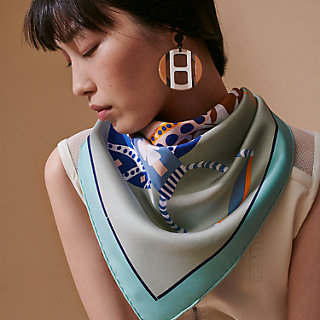 【存在感抜群♪】HERMES Silla de Gauchoスカーフ カレ90 Silla de Gaucho scarf 90 | Hermès USA